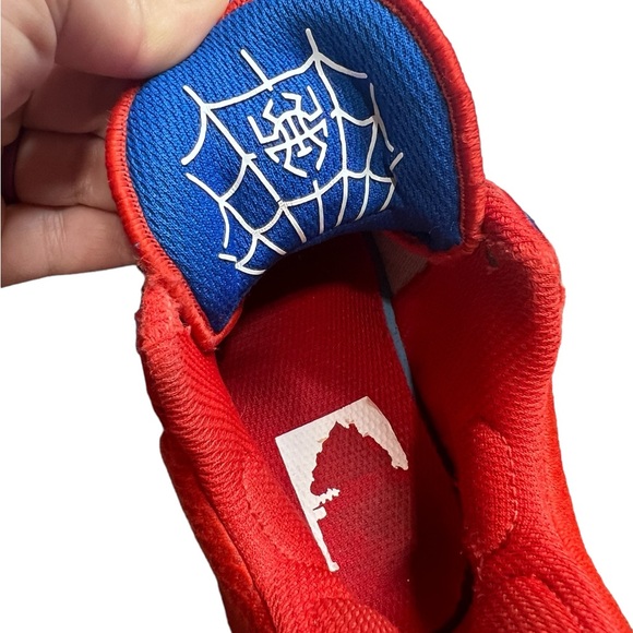 Adidas Marvel X Don Issue 1 Spiderman basketball shoes Size‎ 3.5 - Picture 12 of 14